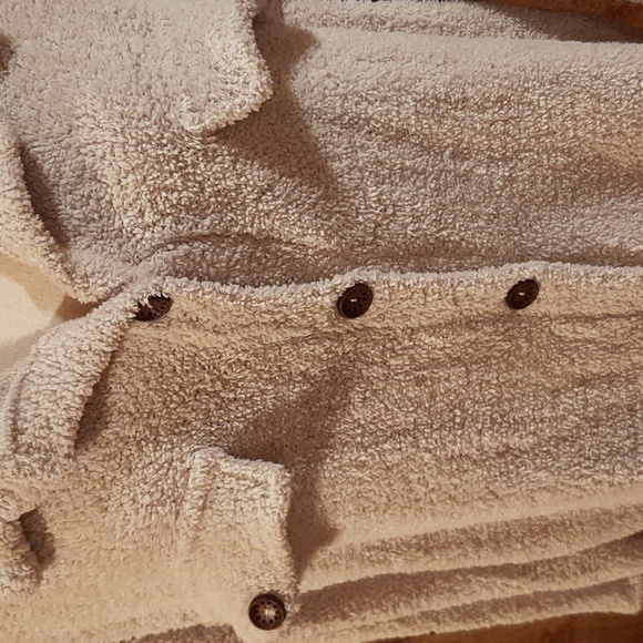 🦏Bucketlist Soft Fuzzy Grey Button-Down Sweater/Jacket (Fits L)🦏 - Picture 2 of 8